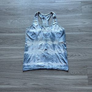 Lululemon tank top women’s size 10 blue.